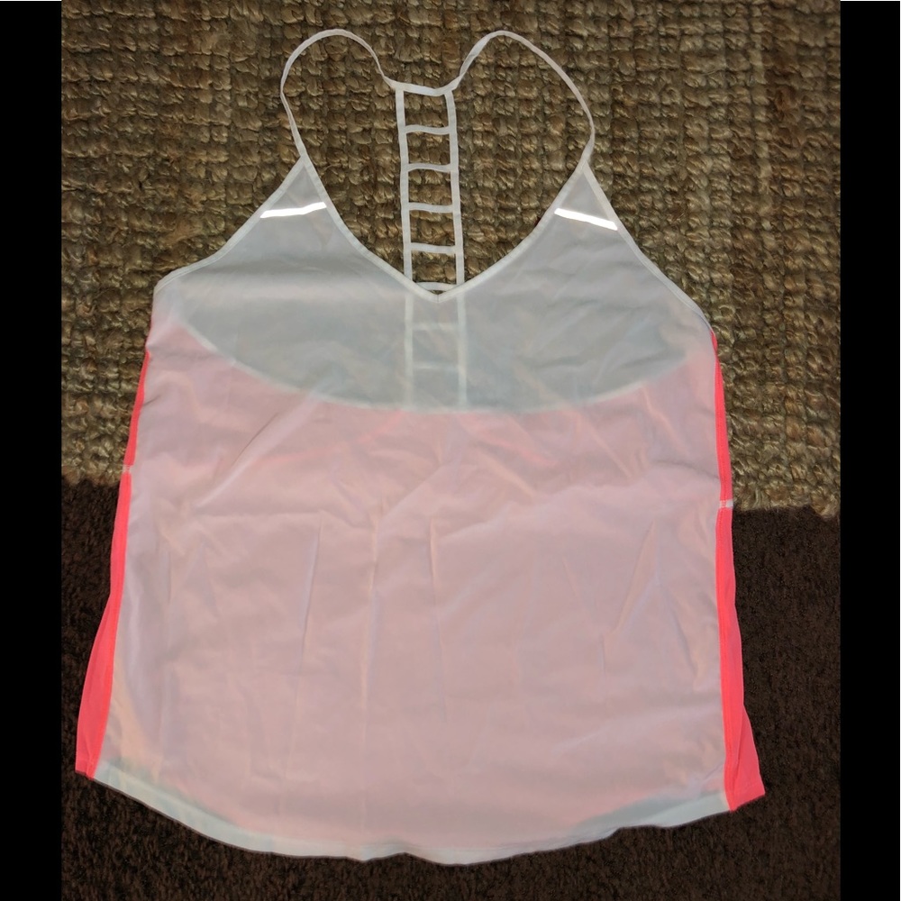 Lululemon women’s ladder reflective running tank 8